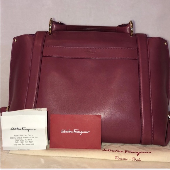 Ferragamo Susanna: top handle cross body hand bag - Picture 6 of 8